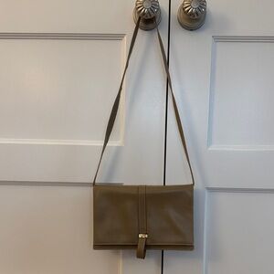 Ferragamo vintage Tan Leather Shoulder Bag